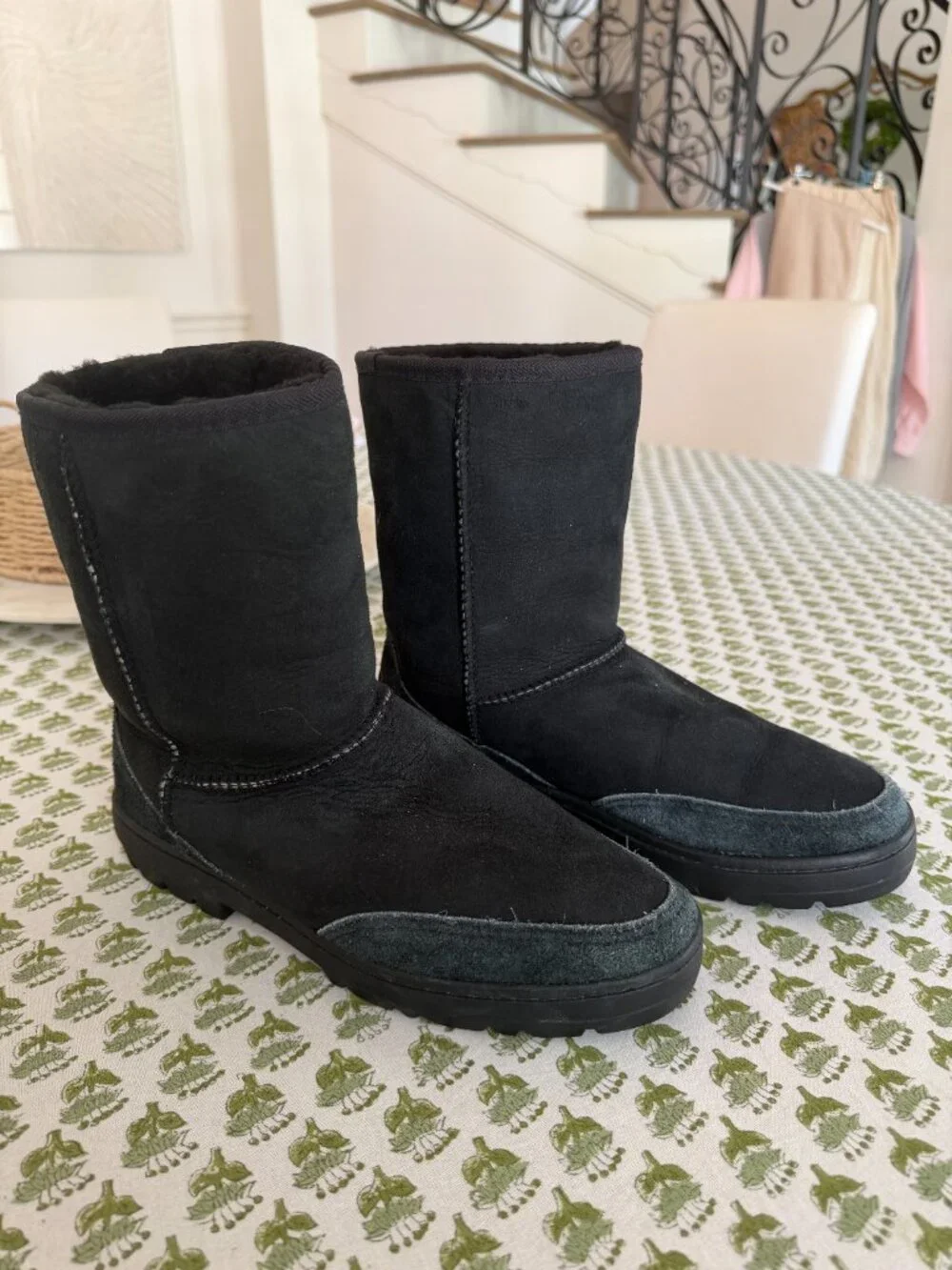 Black UGG Australian Made Classic 3/4 Boots | Size W 8